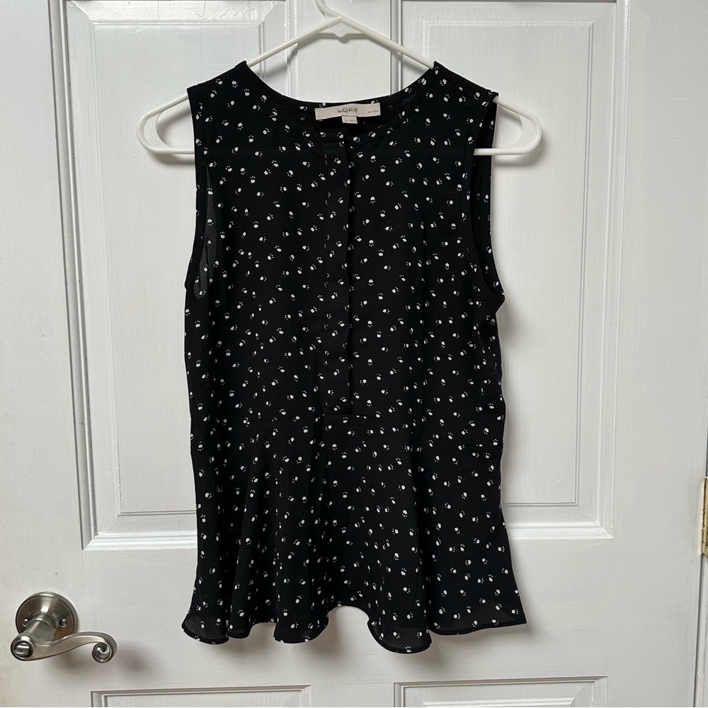 LOFT sleeveless paw print peplum blouse top